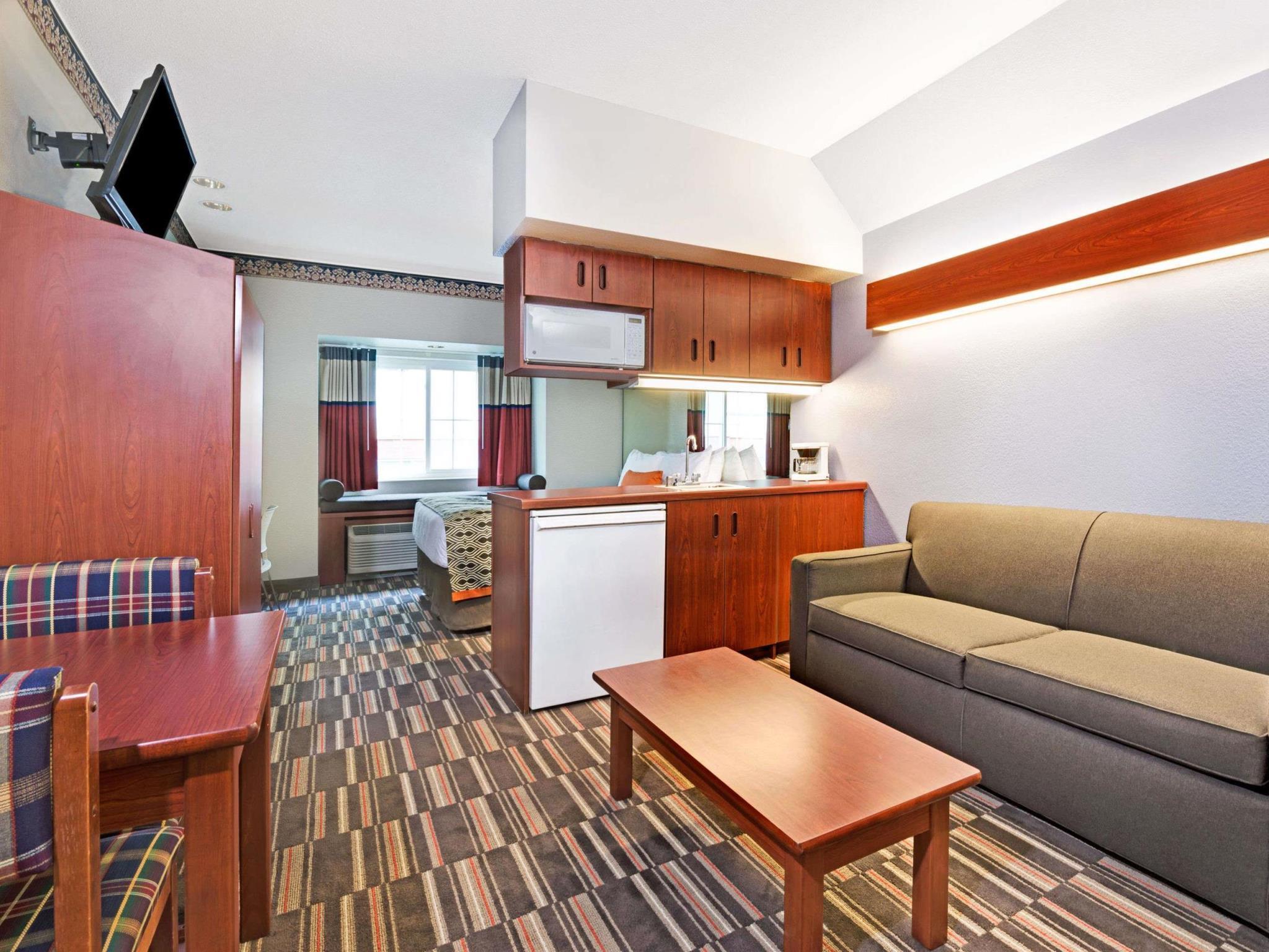 Microtel Inn & Suites Urbandale Exterior foto