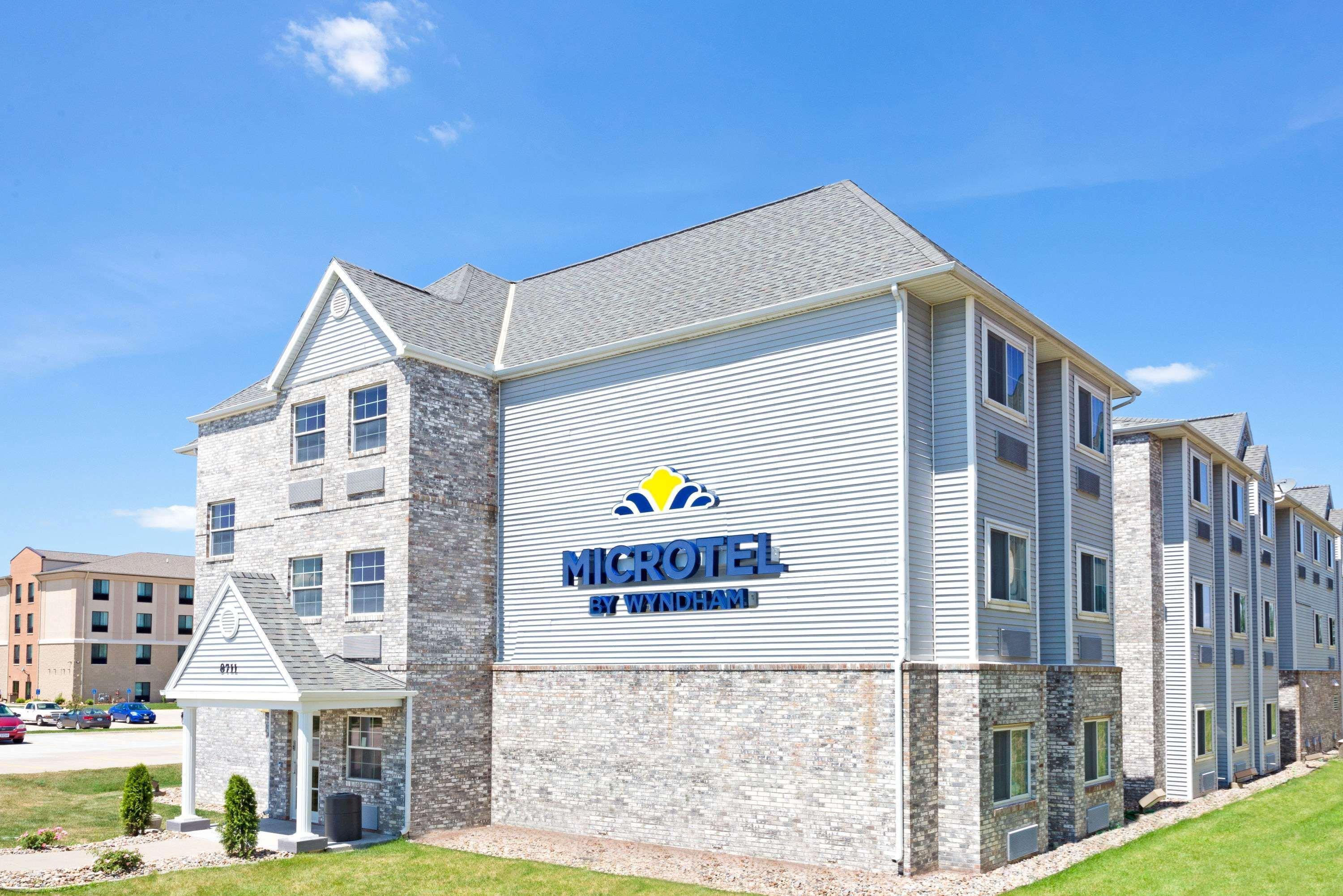 Microtel Inn & Suites Urbandale Exterior foto